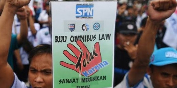 Rugikan Kaum Buruh, Bintang Muda Indonesia Tolak Omnibus Law