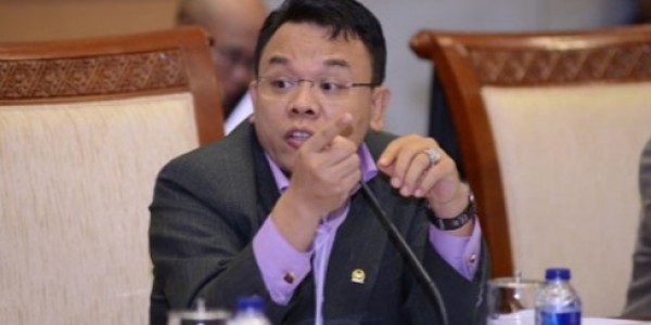 Pasien Corona Kabur dari RS, DPR: Harusnya Dijaga dengan Baik