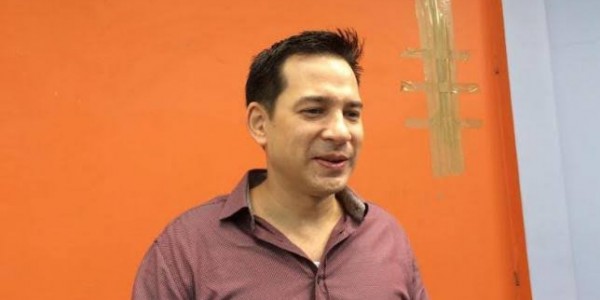 Liburkan Sekolah, Aktor Ari Wibowo Angkat Topi dan Kasih Jempol Untuk Anies