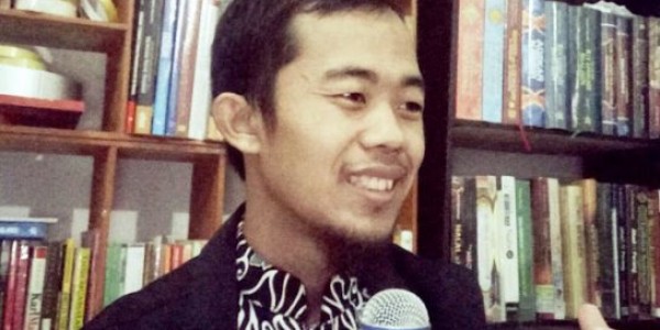 Corona Pun Tak Bisa Menyatukan? 