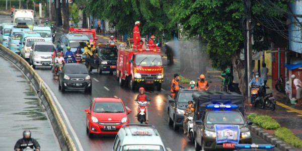 Pemprov DKI Jakarta Lakukan Penyemprotan Lima Wilayah.