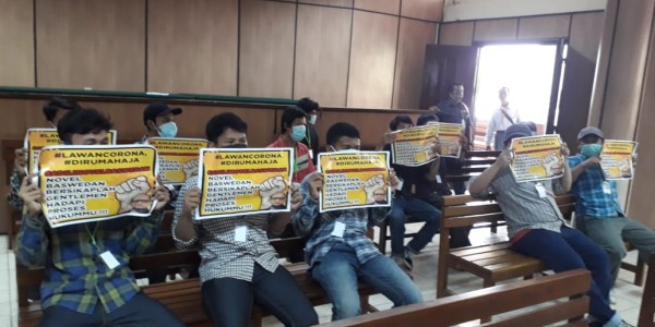 Datangi PN Jakut, Aktivis: Kami Acungi Jempol Jika Novel Tanggung Jawab atas Kasusnya