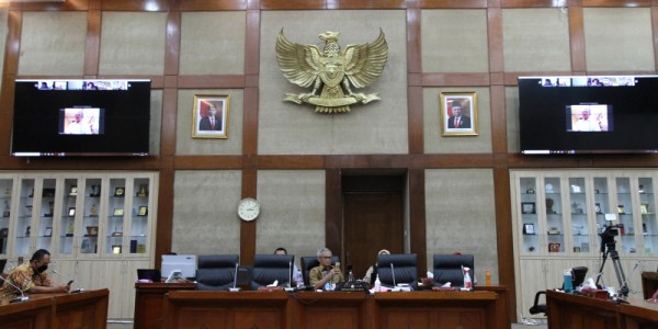 Komisi VI DPR Raker Secara Virtual Dengan Meneg BUMN