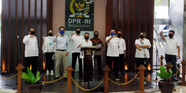 DPR Bentuk Satgas Lawan Covid-19 Untuk Bantu Pemerintah
