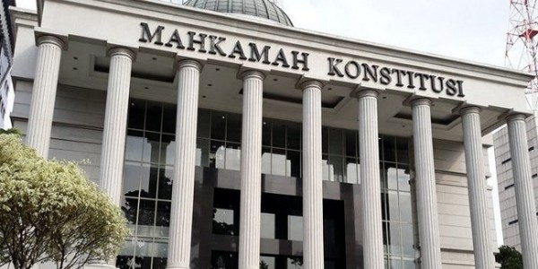 Din Syamsuddin, Amien Rais Dan Sri Edi Swasono Gugat Perppu Corona Jokowi Ke MK
