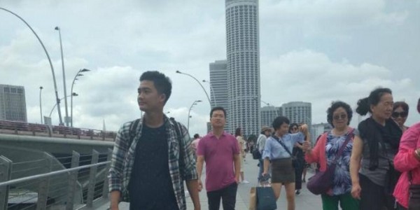 Semua Berhenti untuk Mengatur Posisi, Bukan Berhenti untuk Menikmati