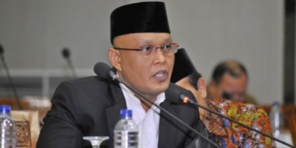 Izinkan Warga 45 Tahun ke Bawah Beraktivitas, Bukti Tak Ada Komando Penanganan Corona