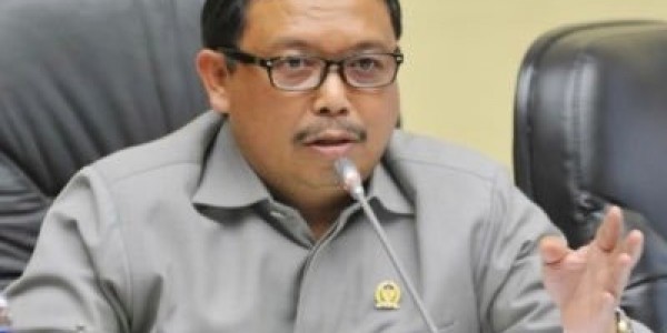 Mall Dibuka, Anggota DPR : Bagaimana Dengan Masjid dan Tempat Ibadah Lain?