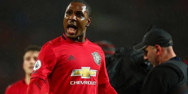Diizinkan Shanghai, Ighalo tetap di Setan Merah Hingga Januari