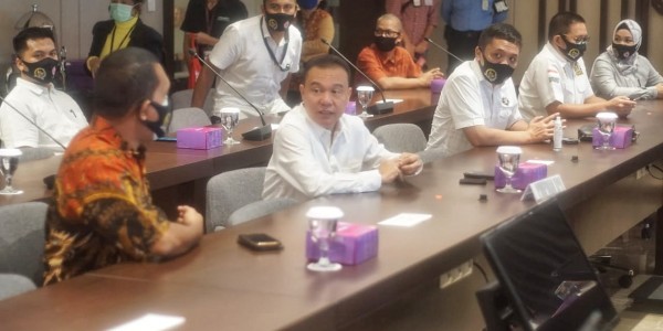 Satgas Lawan COVID-19 DPR Sebut UMKM Bisa Gerakkan Roda Perekonomian