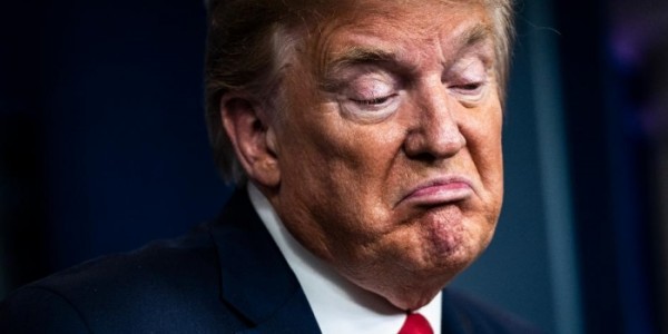 Pendemo Kepung Gedung Putih, Trump Dievakuasi ke Bunker