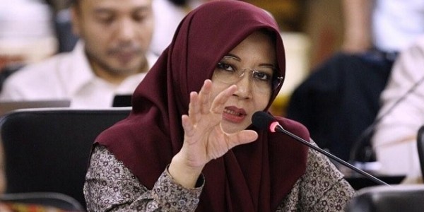 Demi Keselamatan Siswa, Intsiawati Ayus: Jangan Buru-Buru Membuka Sekolah