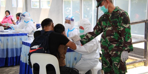 Dandim Kawal Pelaksanaan Rapid Test dan Swab Massal