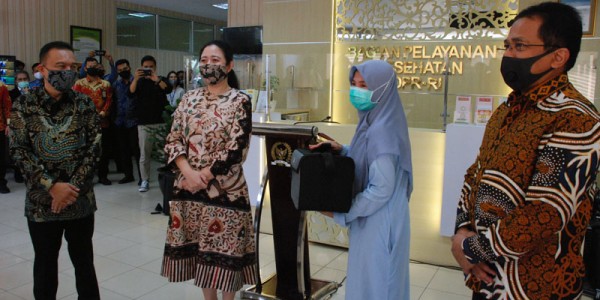 Bantuan Ventilator  Pimpinan DPR