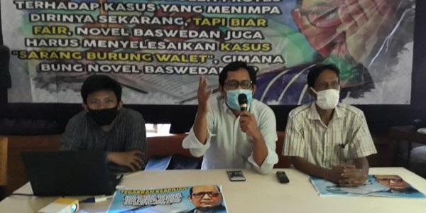 PKPI: Said Didu, Rocky Gerung di Barisan Novel Cuma Dagelan & Lucu-Lucuan