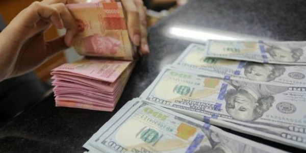 Rupiah Melemah Akibat Kekhawatiran Gelombang Kedua Covid-19