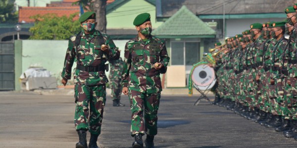 Yakinkan Bebas Covid-19, Pangdam Brawijaya Lepas Personel Satgas Teritorial
