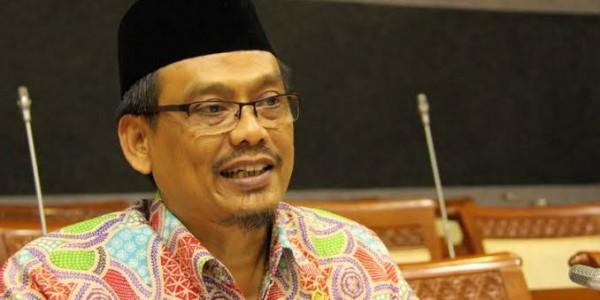 Isu Lingkungan Mencuat, Komisi X DPR Dorong Sektor Pariwisata Berbenah