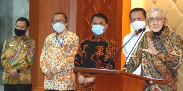 MPR Terima Dukungan Mantan Wakil Presiden Tri Sutrisno