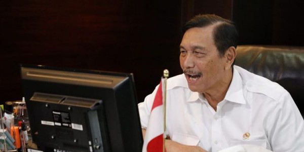 Jokowi Ditantang Berani Tidak Reshuffle Luhut Dan Sri Mulyani?