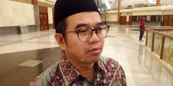 Yudi Latif Ungkapkan Penyebab AS Terseok-seok Hadapi Korona