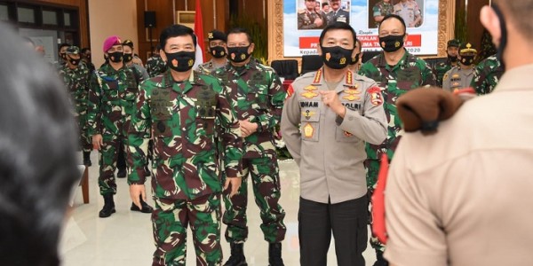 Kompak, Panglima TNI dan Kapolri Berikan Pembekalan kepada 750 Capaja