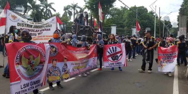Ribuan Massa Demo ke Jakarta Tolak RUU HIP