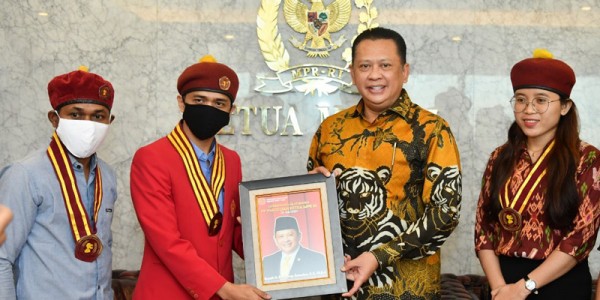 Bertemu PMKRI, Bamsoet Ajak Generasi Milenial Turut Wujudkan Perdamaian Dunia