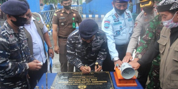 HUT ke-49 Lanal Banyuwangi, Danlanal Resmikan Monumen Jalesveva Jayamahe