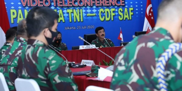 Panglima TNI dan Pangab Singapura Bahas Latihan dan Kerja Sama Militer
