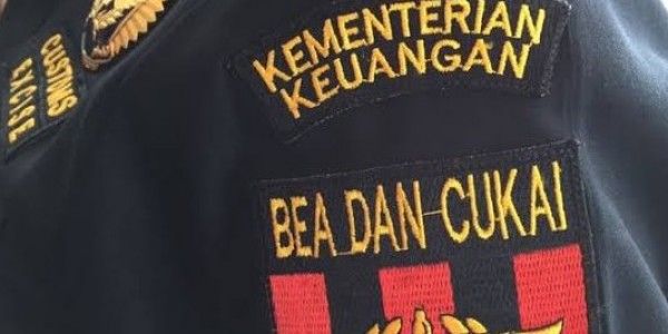 Buntut Impor Tekstil Ilegal, Menkeu Didorong Ganti Dirjen Bea Cukai