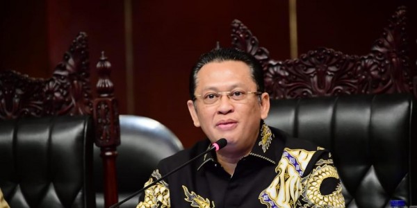 MPR Ingatkan Pemda Lebih Hati-hati Longgarkan Pembatasan Sosial