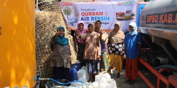 BMH Jatim Salurkan 2.772 Ekor Hewan Qurban dan Bantuan Sumur Bor