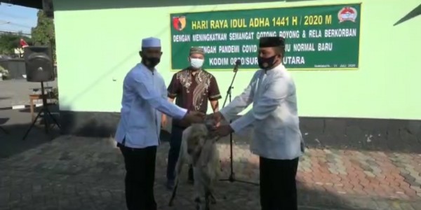 Melalui Kurban, Kodim Surabaya Utara Ajak Warga Patuhi Protokol Kesehatan