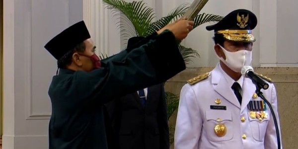 Gubernur Kepri Positif Korona Usai Dilantik Jokowi