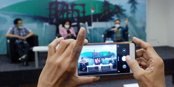 Forum Legislasi bertajuk "RUU Perlindungan Data Pribadi, Dapatkah Data Warga Terlindungi?"