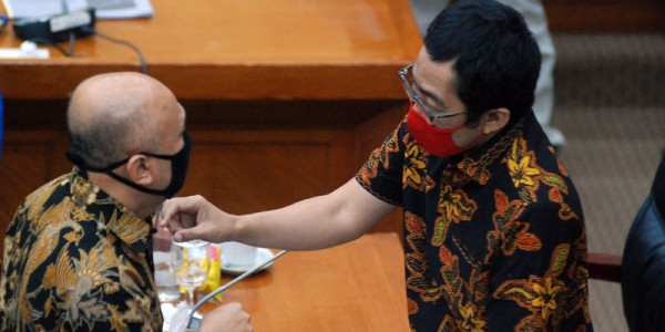 Menkop Teten Masduki Dan Ketua Komisi VI DPR Faizol Riza