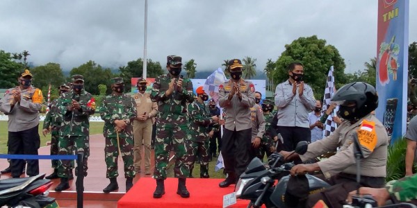 Panglima TNI Pimpin Apel Pelepasan Satgas Pendisiplinan Protokol Kesehatan Papua
