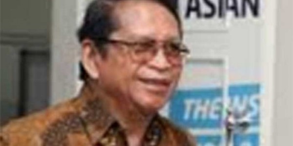 Kabar Duka, Mantan Menpora Abdul Gafur Meninggal Dunia