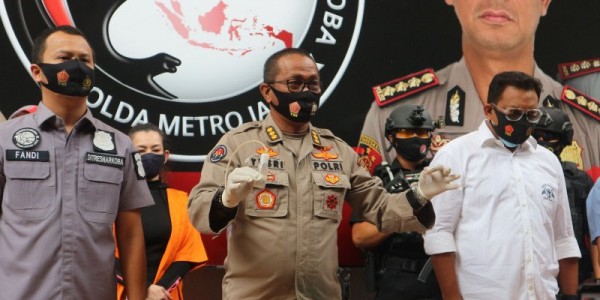 Polisi Buru Pemasok Sabu ke Reza Artamevia