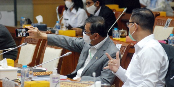 Foto Dulu Sebelum Rapat