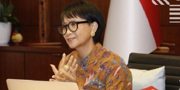 Menlu Retno Minta China Bertanggung Jawab Ciptakan Perdamaian di LCS