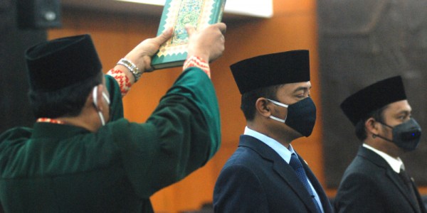 Sumpah Dua Anggota PAW MPR RI