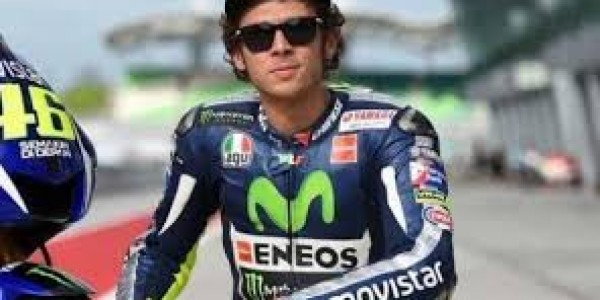 Valentino Rossi Bantah Kabar Dirinya Bakal Pensiun Tahun Ini