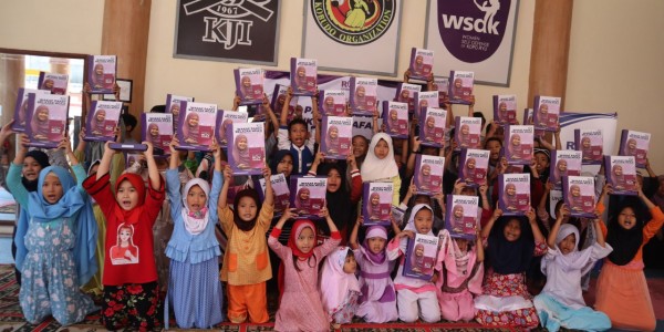 Lahirkan 8 Juta Generasi Penghafal Alquran, RQV Kini Kirim Dai ke Bandung