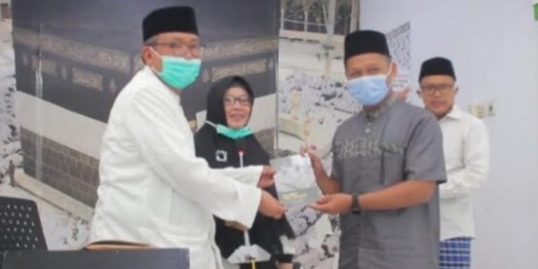 Pendiri Ponpes Al-Muhajirin Purwakarta Milad Ke-65, Buku Pupujian Sunda Dilauching