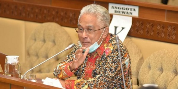 Anggota DPR: Jangan Karena Ketua KPU Kena COVID-19, Pilkada Ditunda