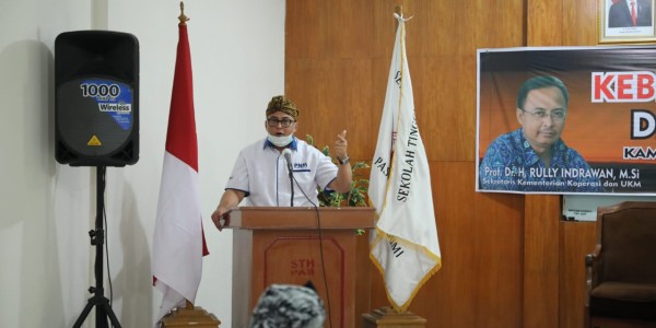Sesmenkop Tekankan Pentingnya Kreatifitas Dan Kolaboratif Bagi Pelaku UMKM
