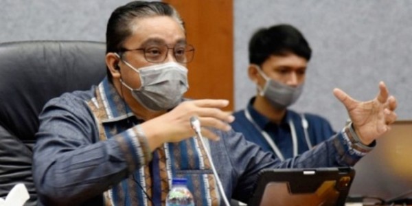 Di Acara Bicara Buku Bersama Wakil Rakyat, Dede Yusuf Bahas Isu Tenaga Kerja Indonesia