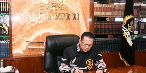 Ada Potensi Tsunami, Bamsoet Minta Pemda di Selatan Jawa Giatkan Mitigasi 